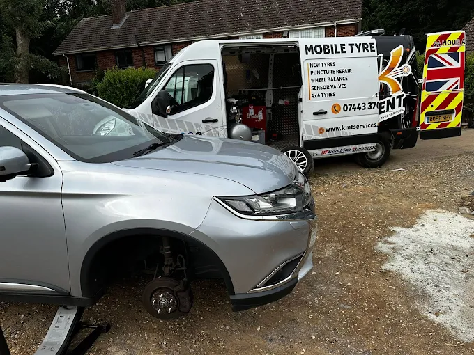24-hour mobile tyre service in Chatham