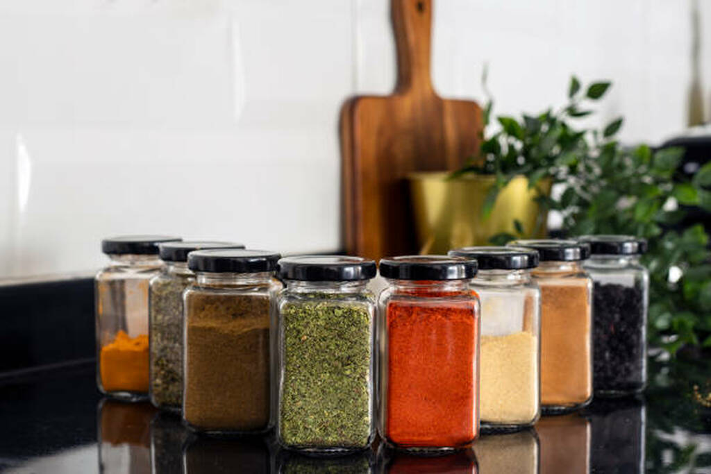 Is Glass Always Better Than Plastic for Spices? Think Again!