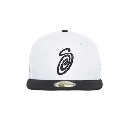 Casquette Stussy : L’Accessoire Streetwear Incontournable entre Héritage, Style et Identité Urbaine