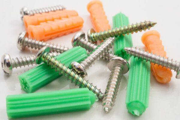 Plastic Fasteners Market