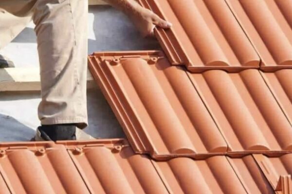 Roofing-in-Canary-Wharf