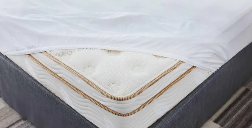Why You Need a Breathable King Mattress Cover USA for Hot Summer Nights