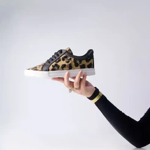 buy online sneakers shoes for women in Pakistan