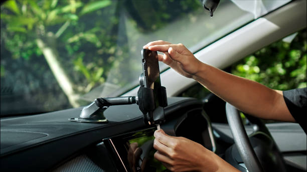 Magnetische Handyhalterung fürs Auto