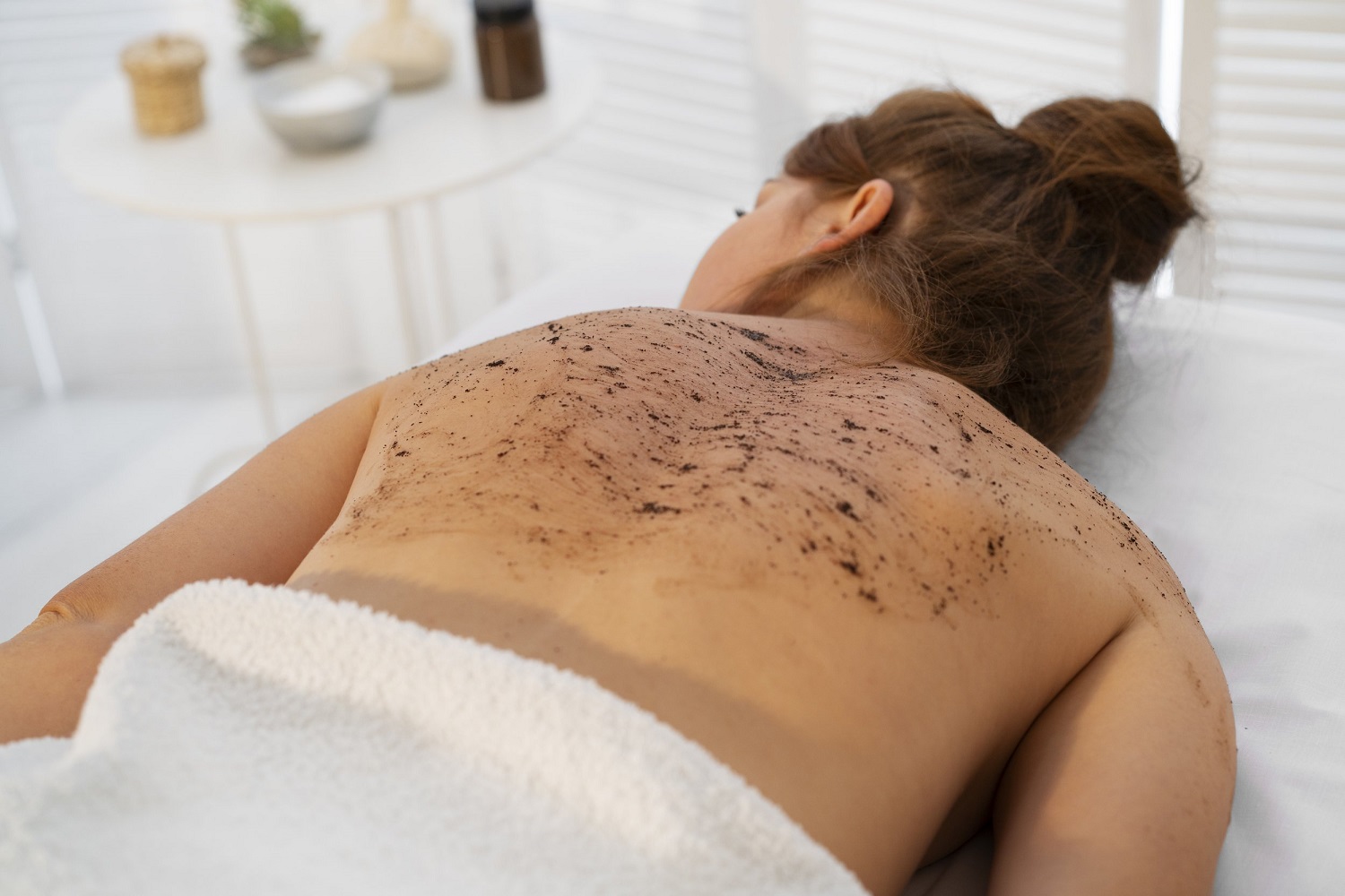 علاج فيشل الظهر في أبوظبي