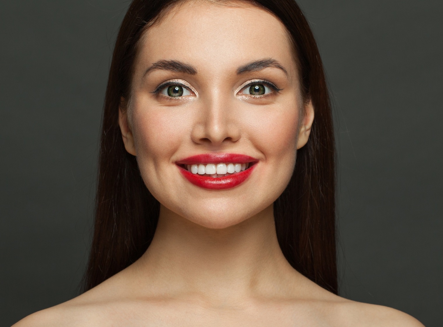 جراحة الغمازات أبو ظبي