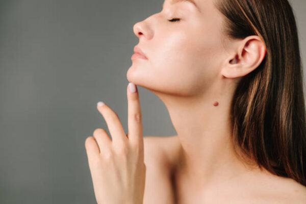 Does Double Chin Liposuction Tighten the Jawline Area