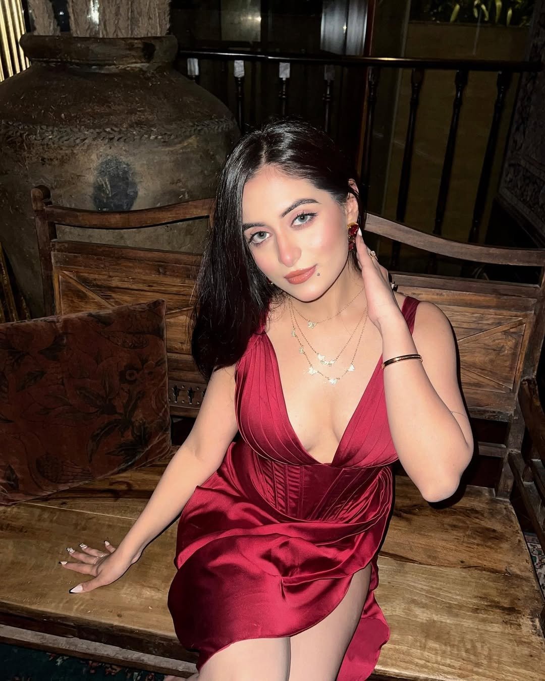 Istanbul Escort Girl +905541348396