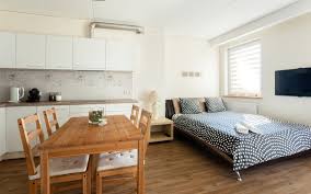 Studio Apartment vs BHK Apartment for Small Family