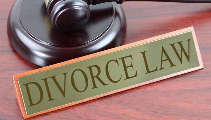 Divorce Lawyer in Noida