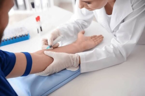 Private Blood Tests in Luton: What to Expect and Why People Choose Them