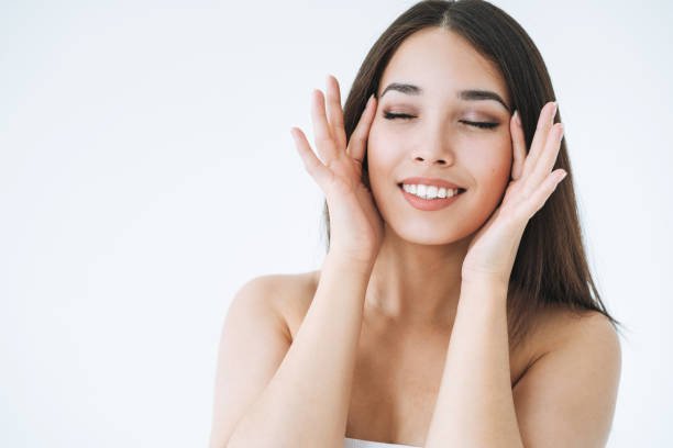 How Do Skin Glowing Injections Improve Facial Radiance