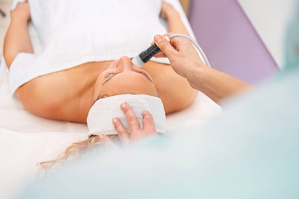 Is Fractional CO2 laser treatment safe for all skin