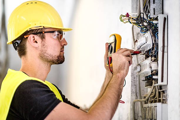Professional electrician providing electrical services for a Los Angeles property