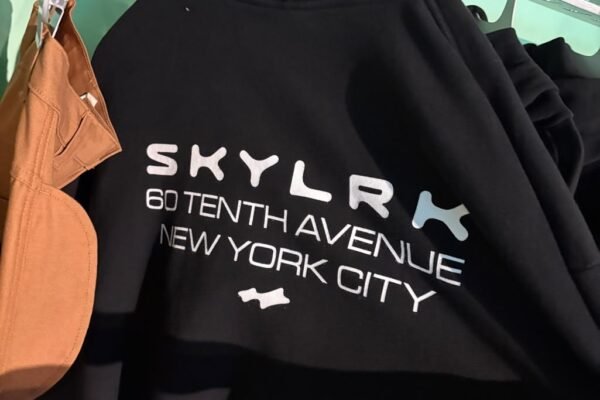 Skylrk Clothing: Modern Streetwear, Hoodies, T-Shirts and Everyday Style