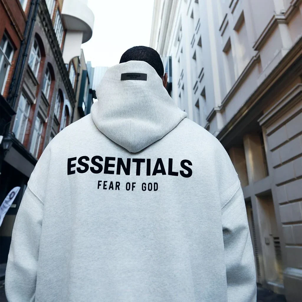 Essentialhoodiesco: Discover Modern Hoodie and Tracksuit Style