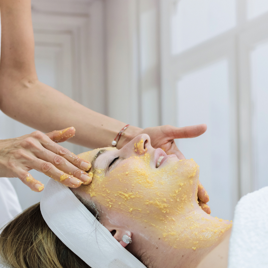 yellow peel treatment in Abu Dhabi