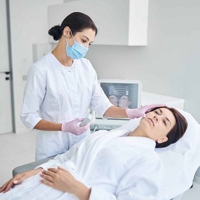 أفضل أطباء الجلدية في مسقط