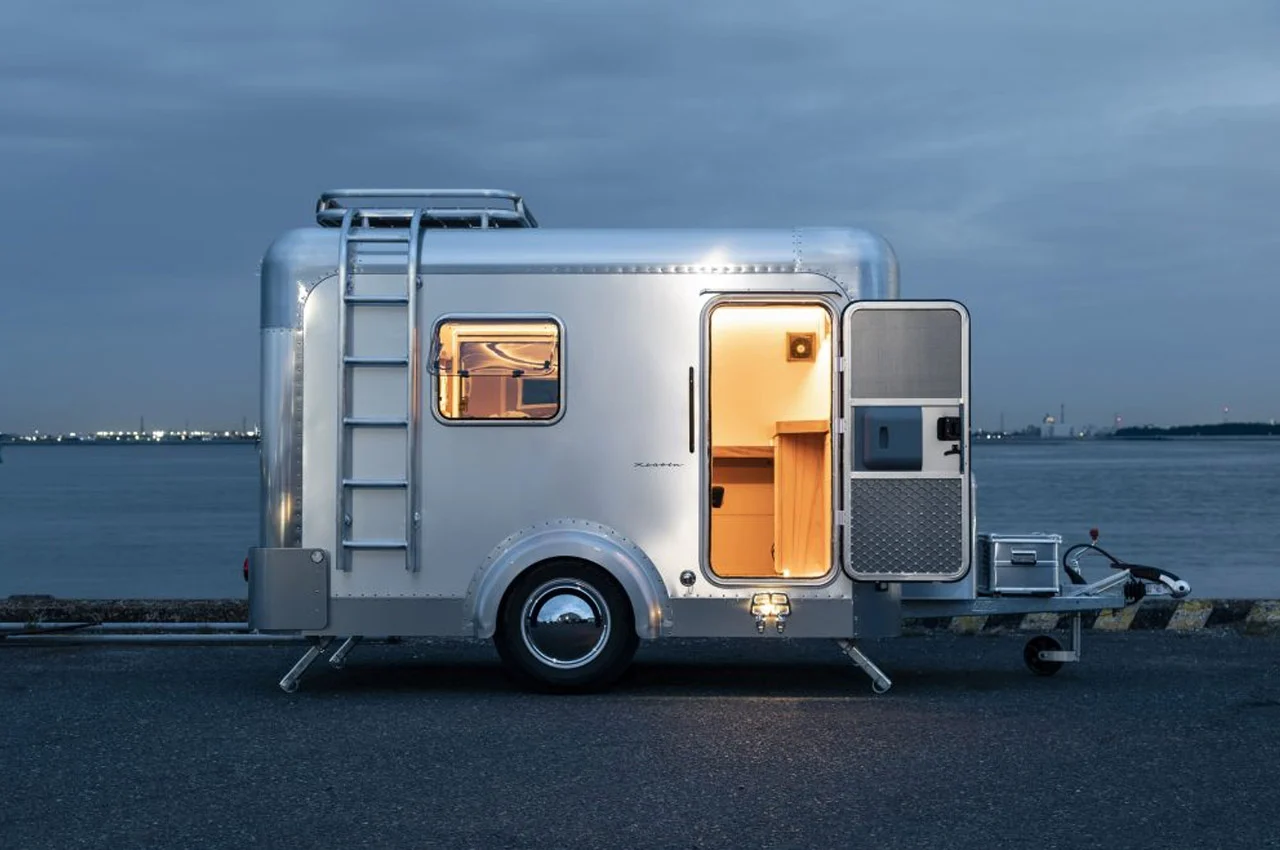 Luxury portable bathrooms