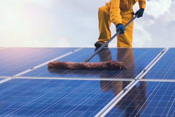 How Does a Solar Panel Help Lower Monthly Energy Bills